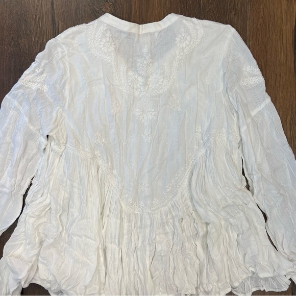 🆕 Rachel Zoe metallic threaded embroidered blouse SZ MED - Picture 4 of 6